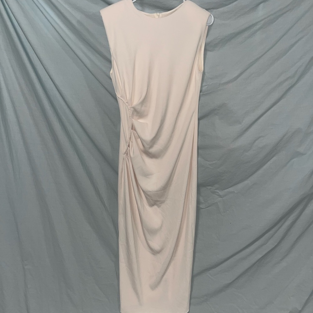 Elegant Cream Sleeveless Dress